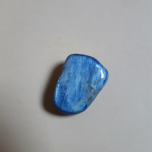 Kijanit polirani