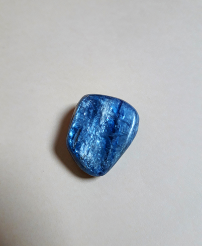 Kijanit polirani